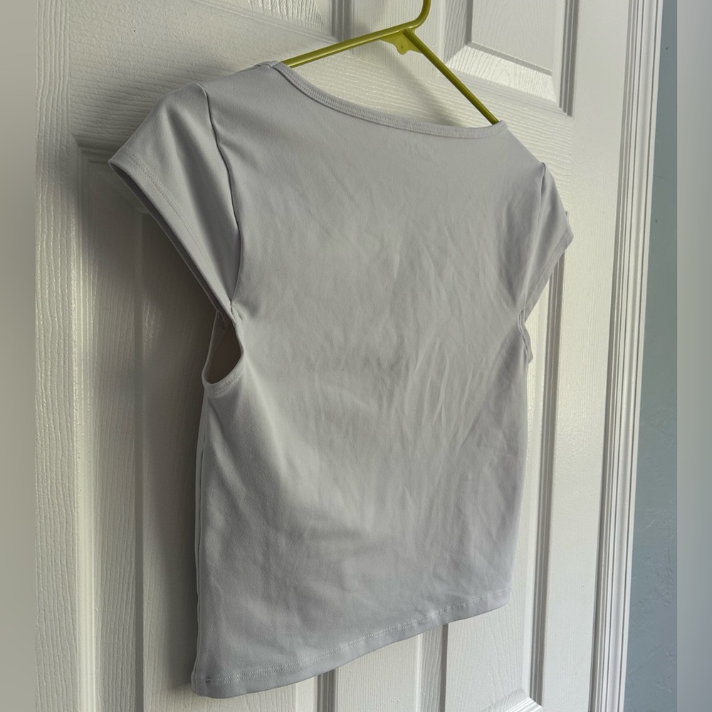 Abercrombie & Fitch Soft A&F Women’s Seamless Fabric Cap Sleeve Cropped Tee sz S - Picture 6 of 7